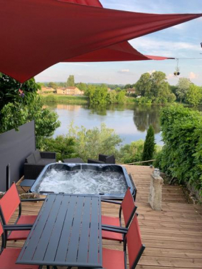 Maison cocoon avec jacuzzi privé vue Dordogne